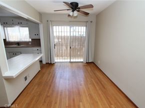 1633 East 1st Street 4, Long Beach CA 90802