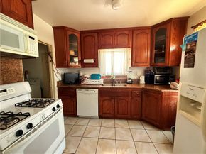 2146 Golden Avenue, Long Beach CA 90806