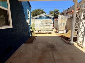 2146 Golden Avenue, Long Beach CA 90806