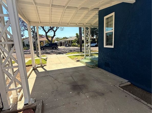 2146 Golden Avenue, Long Beach CA 90806