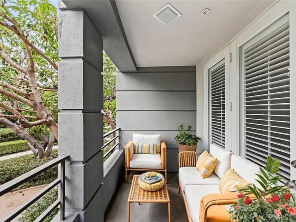 2243 Martin 107, Irvine CA 92612