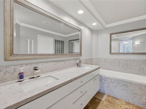 2243 Martin 107, Irvine CA 92612