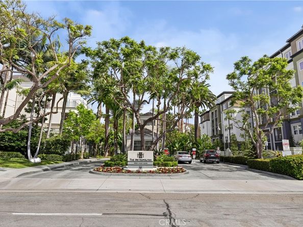 2243 Martin 107, Irvine CA 92612