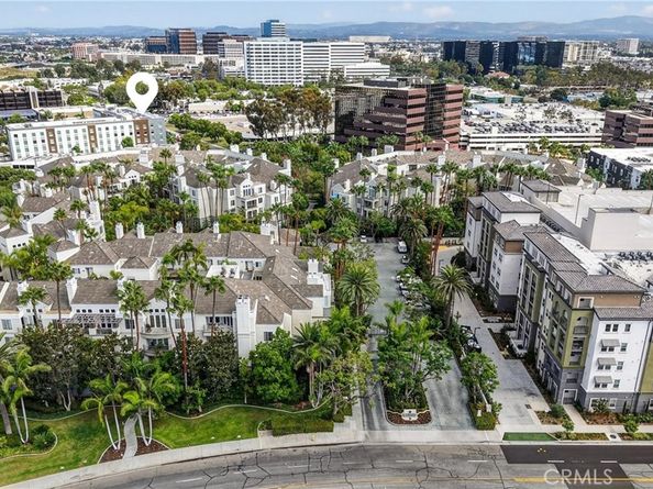 2243 Martin 107, Irvine CA 92612