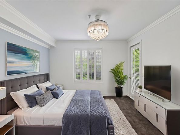 2243 Martin 107, Irvine CA 92612