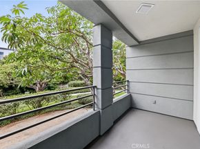 2243 Martin 107, Irvine CA 92612