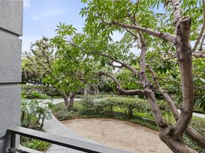 2243 Martin 107, Irvine CA 92612