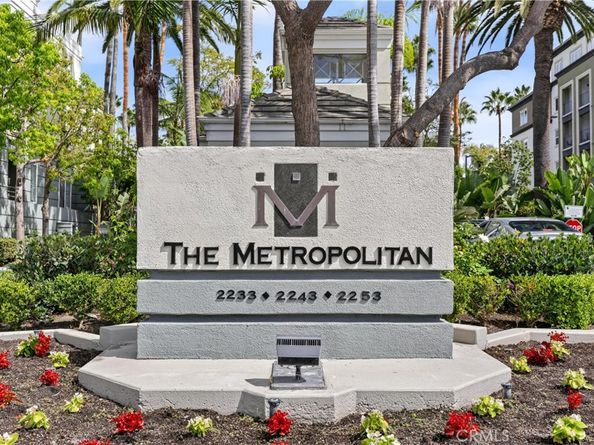 2243 Martin 107, Irvine CA 92612