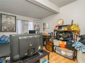 11936 Neenach, Sun Valley CA 91352