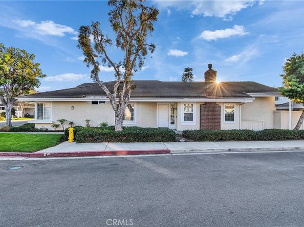 29 Cedarlake #53, Irvine CA 92614