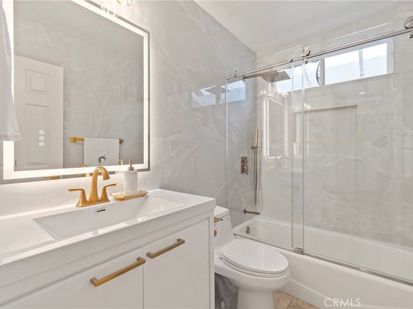 29 Cedarlake #53, Irvine CA 92614