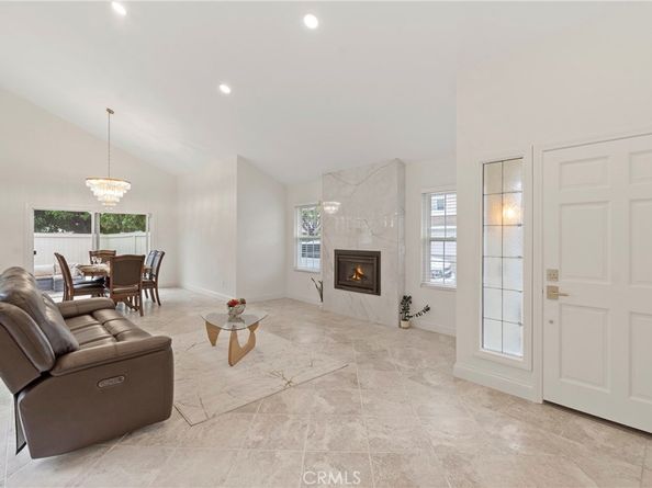 29 Cedarlake #53, Irvine CA 92614