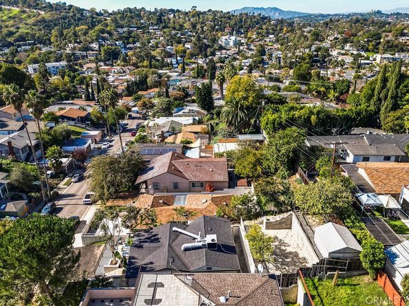 5139 San Rafael, Los Angeles CA 90042