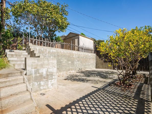 5139 San Rafael, Los Angeles CA 90042