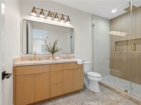 1935 Tustin, Costa Mesa CA 92627