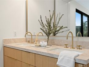 1935 Tustin, Costa Mesa CA 92627