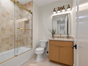 1935 Tustin, Costa Mesa CA 92627