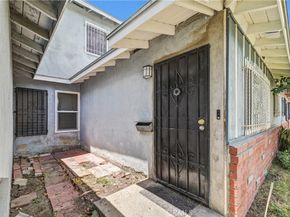 30 Camelback N, Carson CA 90745