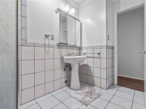 30 Camelback N, Carson CA 90745