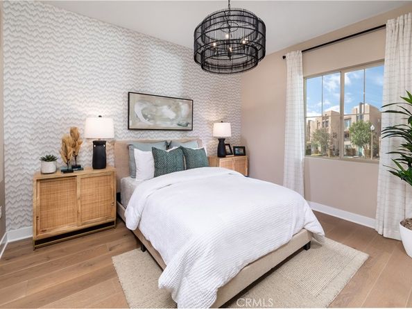 182 Carmine, Irvine CA 92618