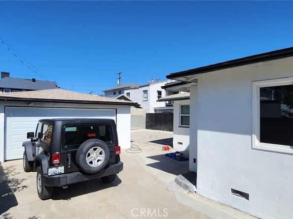 1221 N Ross, Santa Ana CA 92701