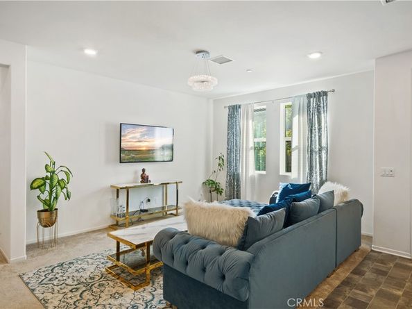 5604 Altamura Way 10, Fontana CA 92336