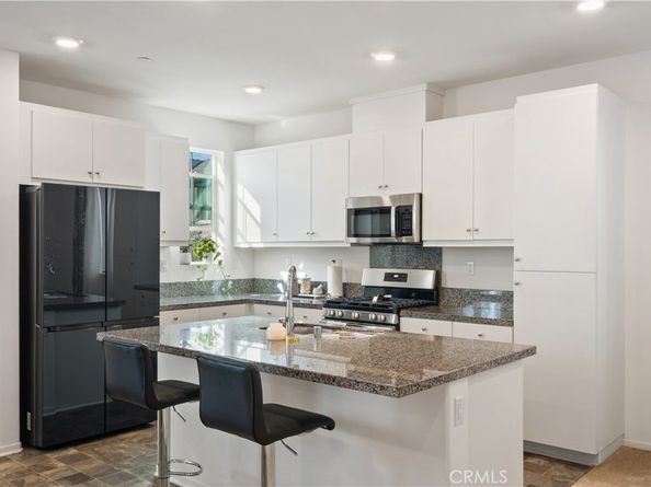 5604 Altamura Way 10, Fontana CA 92336