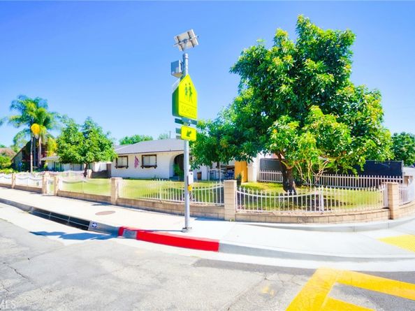 2302 8th Street, La Verne CA 91750