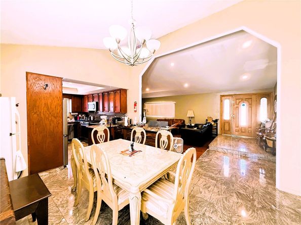 2302 8th Street, La Verne CA 91750