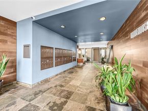 8400 De Longpre 212, West Hollywood CA 90069