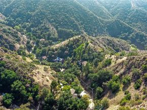 1450 Country Club Drive, Burbank CA 91501