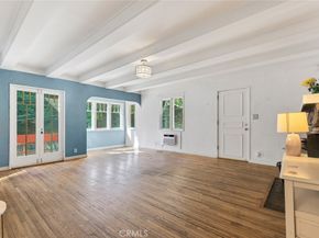 1450 Country Club Drive, Burbank CA 91501