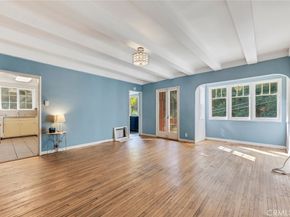 1450 Country Club Drive, Burbank CA 91501