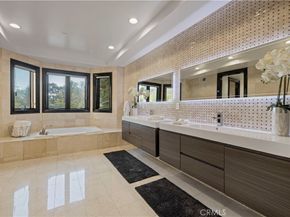 2625 Hargrave, Los Angeles CA 90068