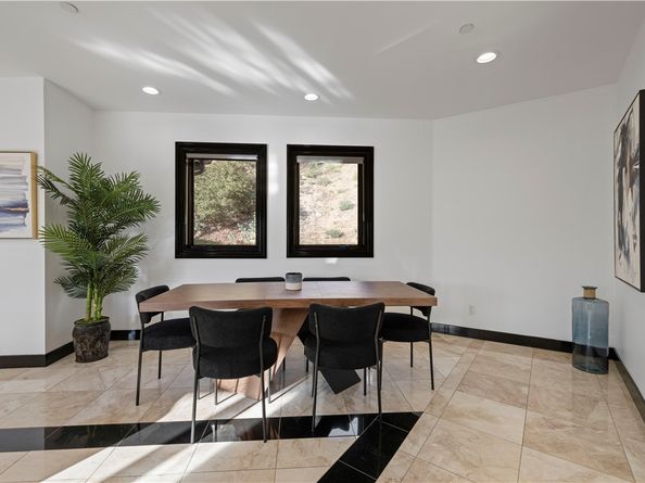 2625 Hargrave, Los Angeles CA 90068