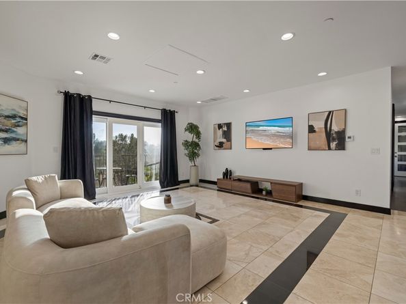 2625 Hargrave, Los Angeles CA 90068