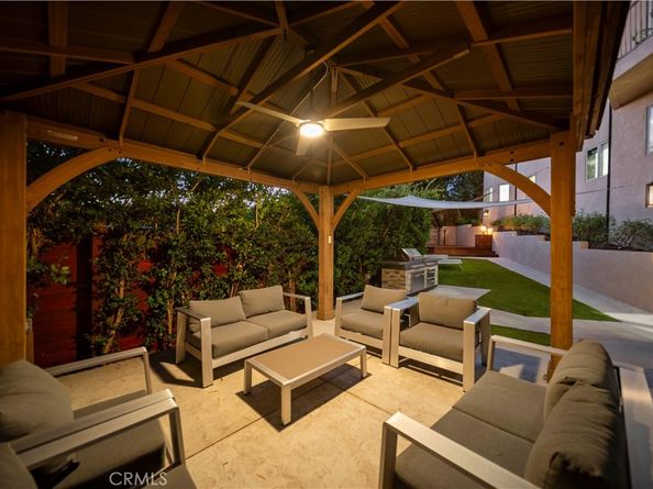2625 Hargrave, Los Angeles CA 90068