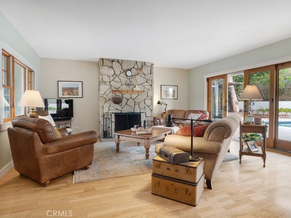 854 Irving Drive, Burbank CA 91504