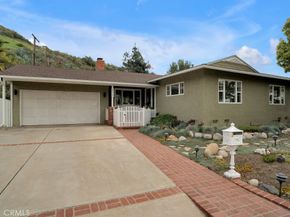 854 Irving Drive, Burbank CA 91504