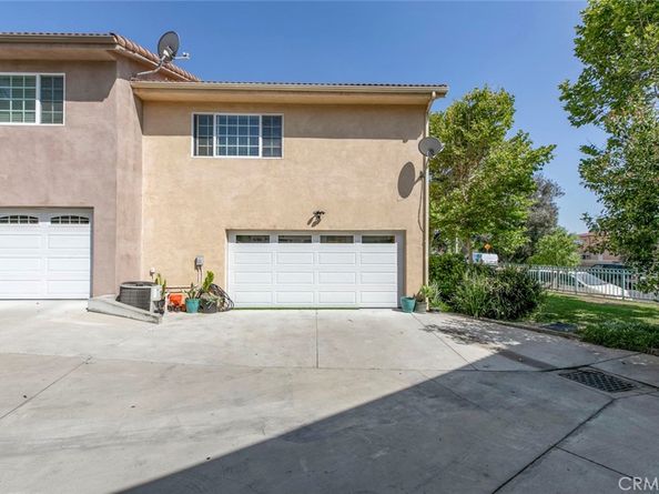 9360 Sunland Park Drive 3, Sun Valley CA 91352