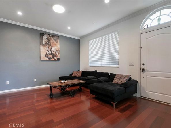 9360 Sunland Park Drive 3, Sun Valley CA 91352
