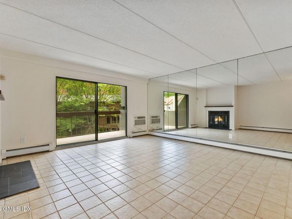 12 Glenville Street 108, Greenwich CT 06831