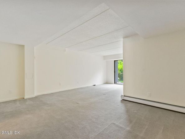 12 Glenville Street 108, Greenwich CT 06831