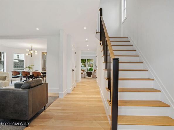 24 Valley Road, Cos Cob CT 06807