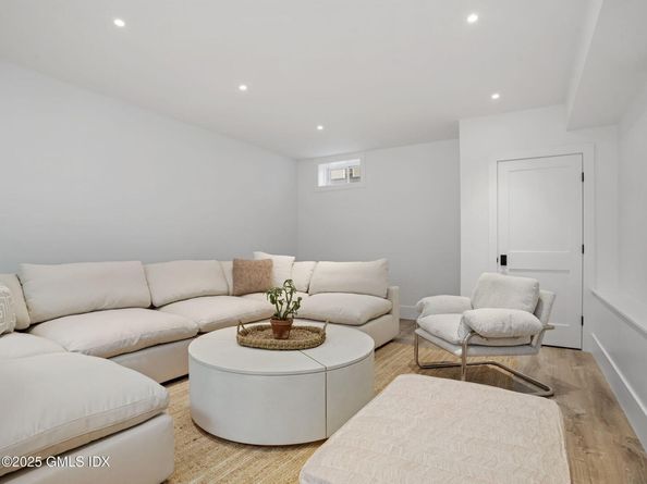 24 Valley Road, Cos Cob CT 06807