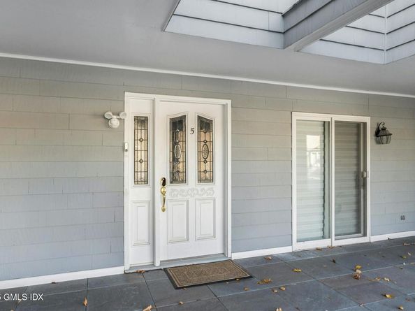 Undisclosed Address #124071, Greenwich CT 06830