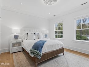 17 Vineyard Lane, Westport CT 06880