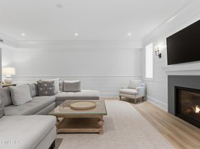 17 Vineyard Lane, Westport CT 06880