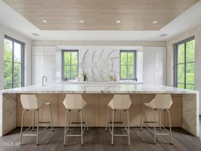 306 Round Hill Road, Greenwich CT 06831