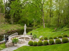 306 Round Hill Road, Greenwich CT 06831